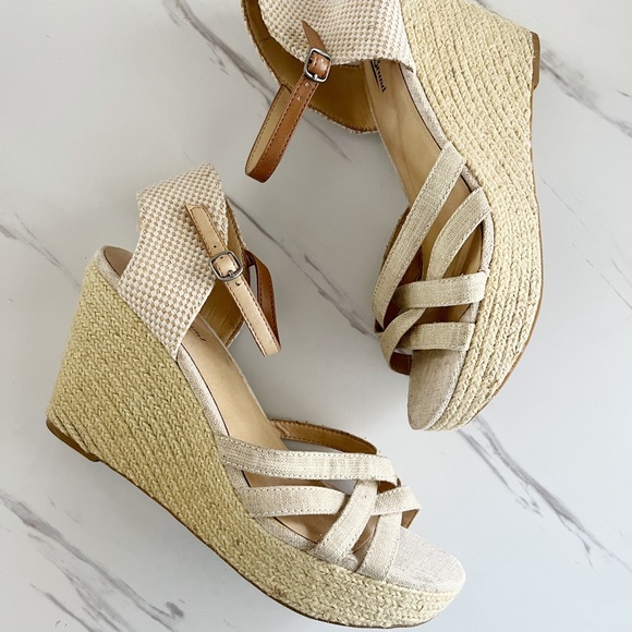 Lucky Brand Shoes - Lucky Brand Criss Cross Wedge Sandals
